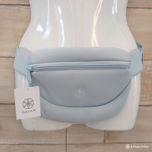 Gaiam women waist sling fanny light blue travel casual light bag purse NWT